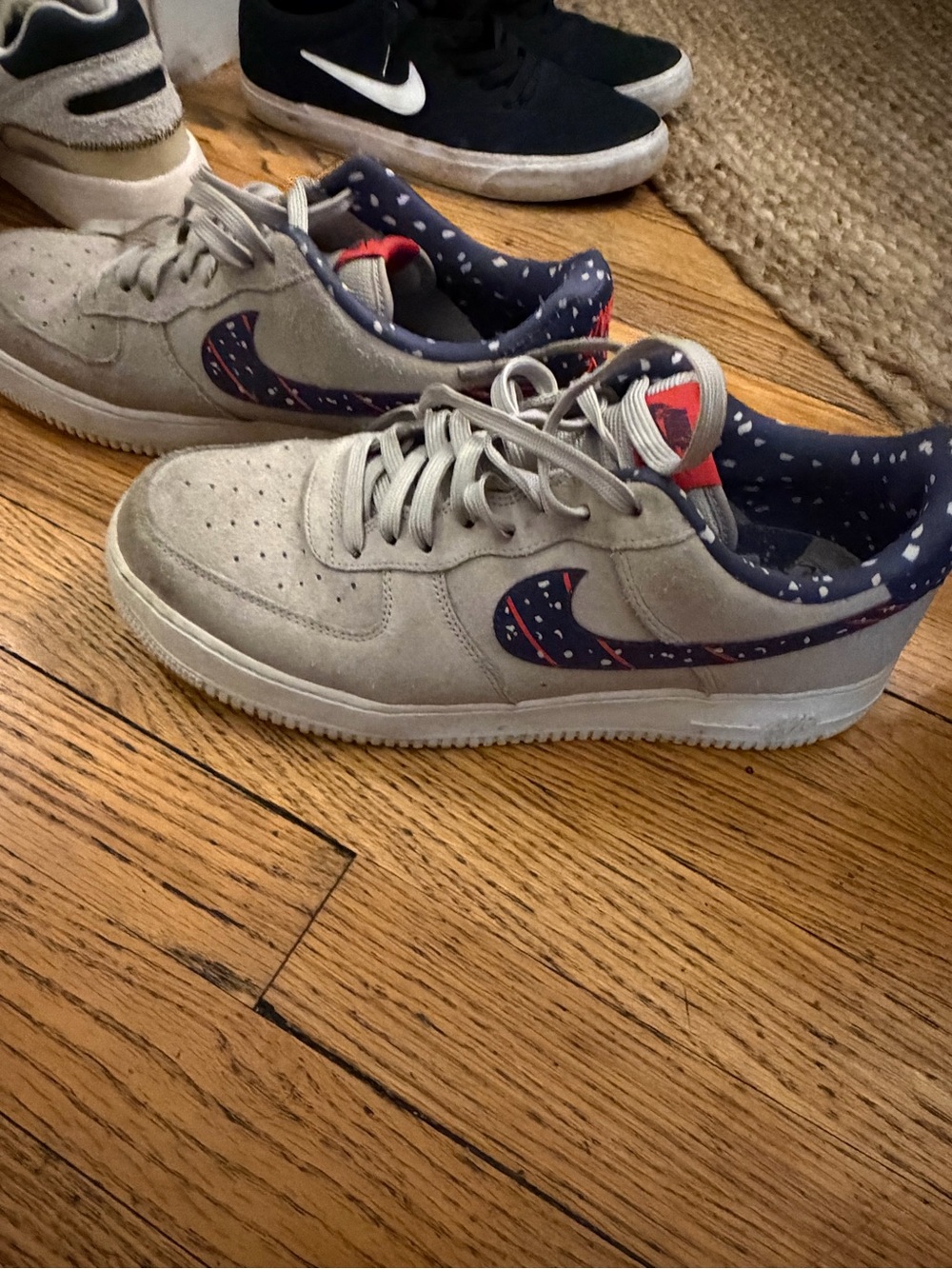 Nike Air Force 1 limited addition Moon Landing